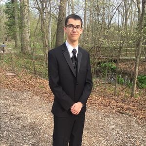 Meet your Posher, Cade